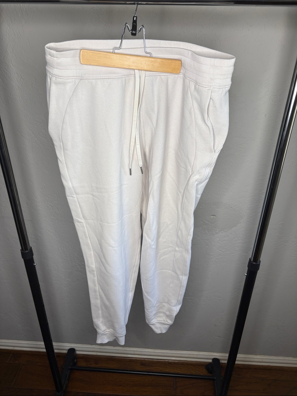 lululemon athletica White Men's Sweatpants with Drawstring Waist - Picture 1 of 6